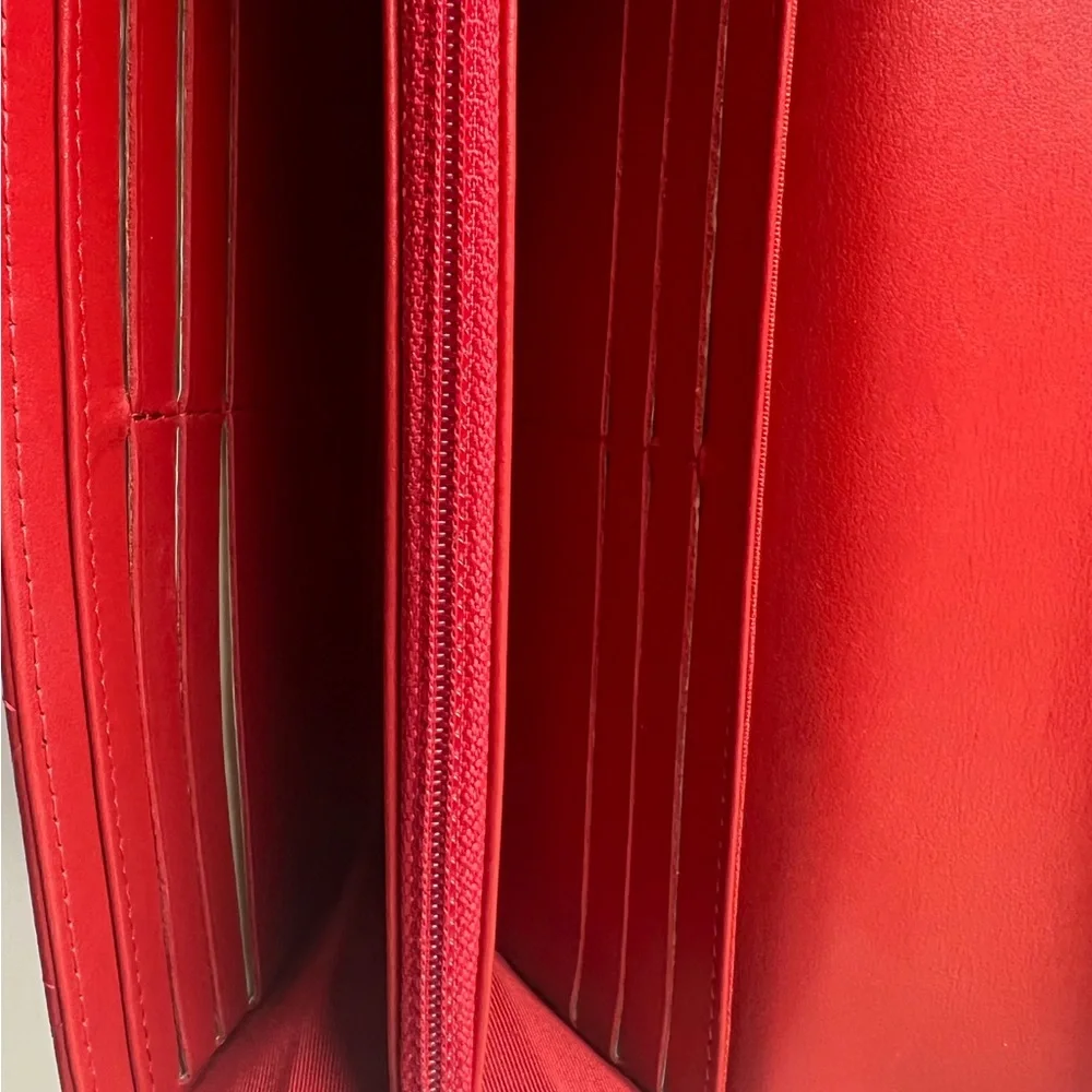 💯Authentic Chanel Reissue Flap Quilted Aged Calfskin long Wallet - Picture 3 of 3